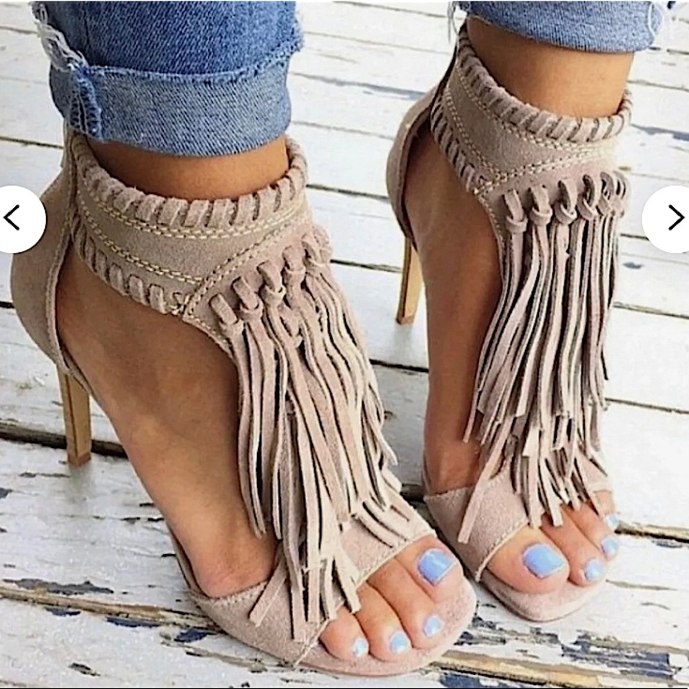 Chinese Laundry Fringe Caramel Suede Sandals NWT